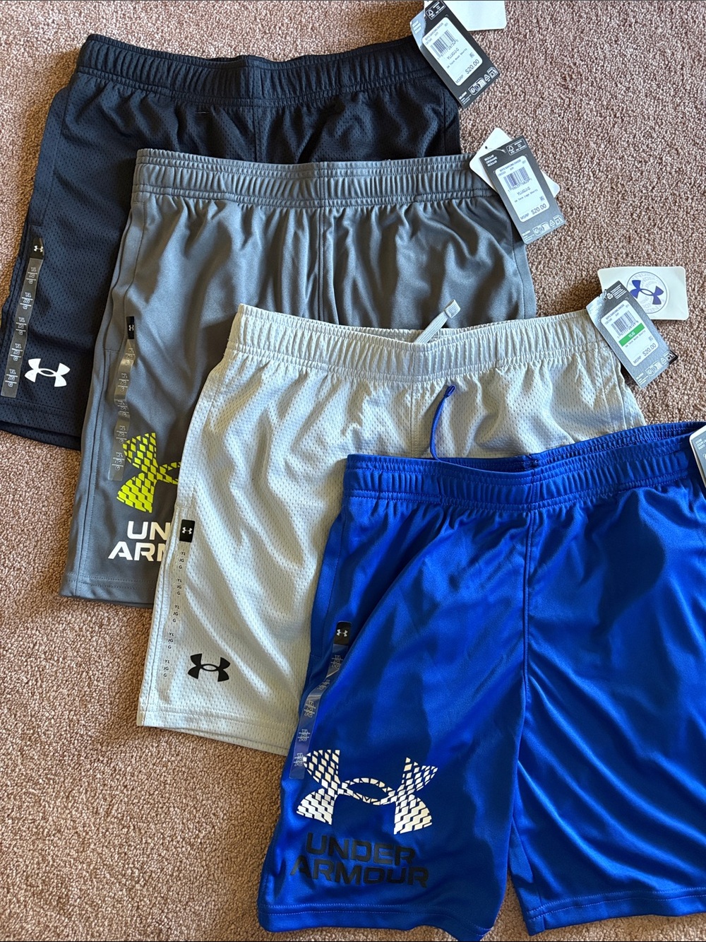 Under Armour Kids Boys set kit bundle of 4 athletic sports shorts large NWT